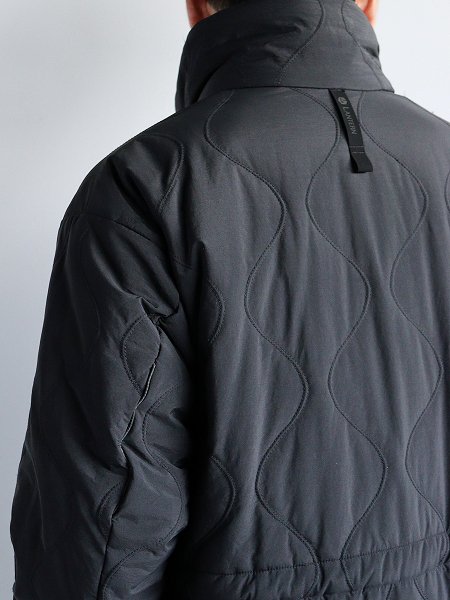 LANTERNHEATING QUILT COAT / BLACK