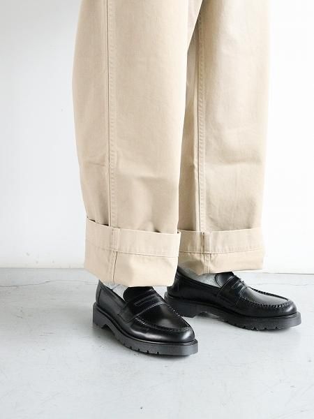 Loake / OLDMAN'S TAILOR Classic Loafer Shoe - Black Polish