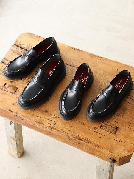 Loake / R&D.M.Co- Classic Loafer Shoe - Black Polish Leather ե