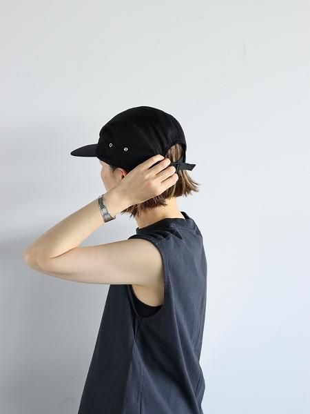 NECESSARY or UNNECESSARY (N.O.UN.)  / JET CAP