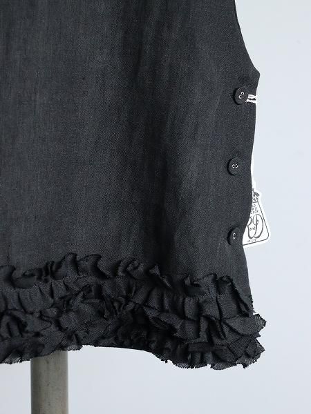R&D.M.Co-FRILL DECOLATION BUTTON BIB / Black
