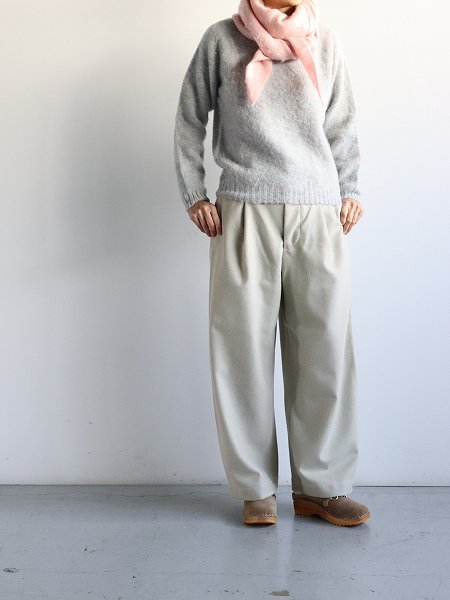 R&D.M.Co- MOHAIR TRIANGLE MUFFLER