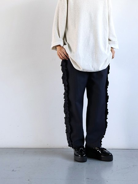 RHODOLIRION (ロドリリオン) Frill Side Stripe Pant - Pinstripe Gabardine / Navy