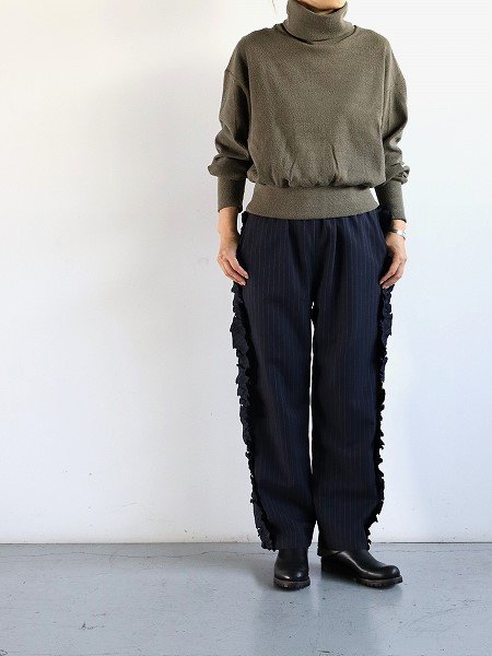 RHODOLIRION (ロドリリオン) Frill Side Stripe Pant - Pinstripe Gabardine / Navy