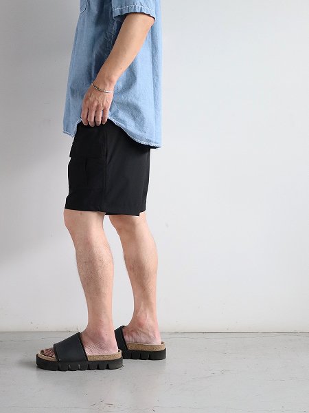 WEEKENDERTrader Comfortex Cargo Short / Black