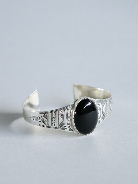 Touareg Silver Bangle 09 / Silver & Black Onyx