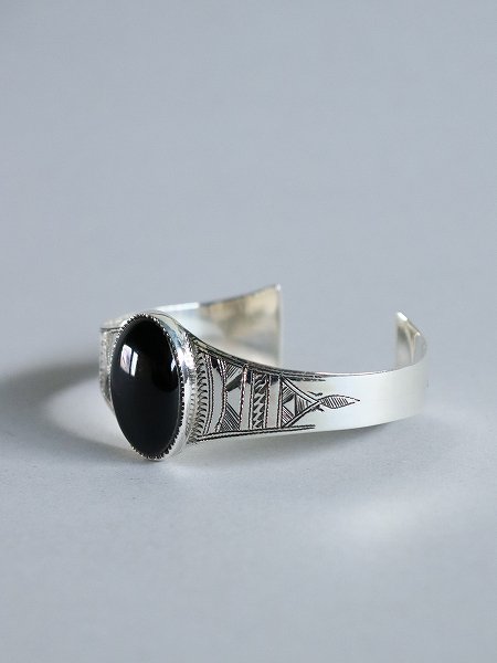 Touareg Silver Bangle 09 / Silver & Black Onyx