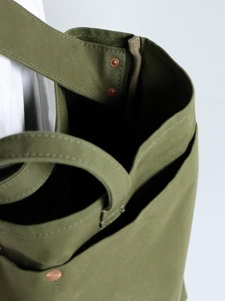 This is a(n)Base Tote L