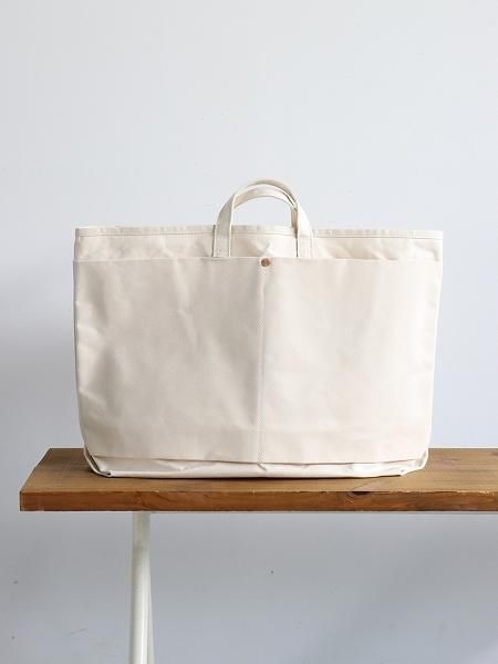 This is a(n)Base Tote L