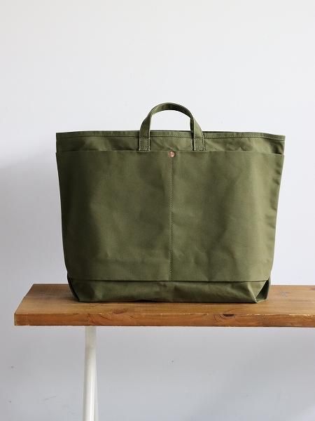 This is a(n)Base Tote L