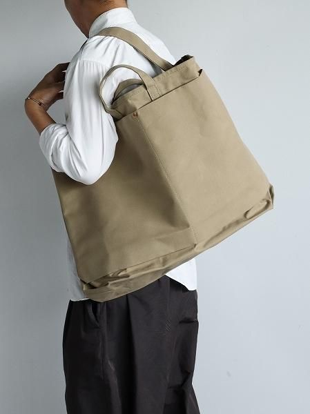 This is a(n)Base Tote XL