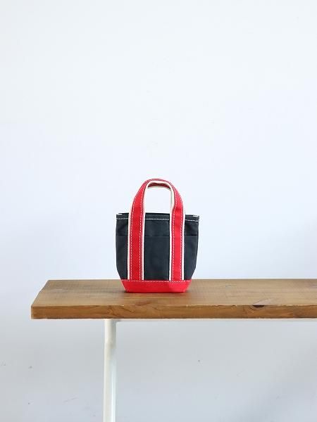 This is a(n)Base Field Tote/Tall S