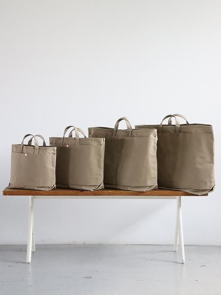 This is a(n)Base Tote L