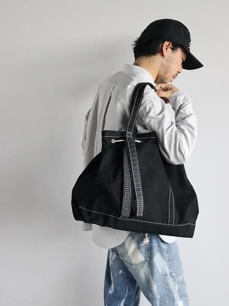 This is a(n)  STOCK NO:Special Base Field Tote L