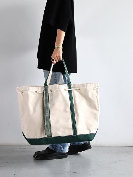 This is a(n)  STOCK NO:Special Base Field Tote XL