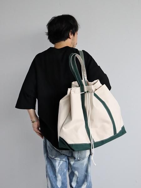 This is a(n)  STOCK NO:Special Base Field Tote XL