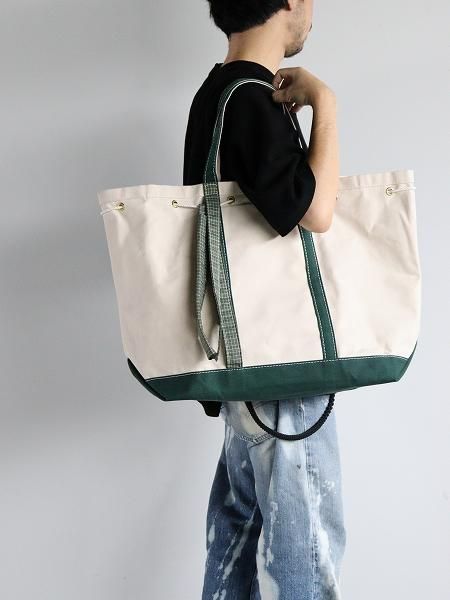 This is a(n)  STOCK NO:Special Base Field Tote XL