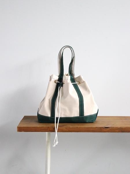 This is a(n)  STOCK NO:Special Base Field Tote M