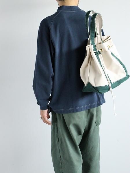 This is a(n)  STOCK NO:Special Base Field Tote M