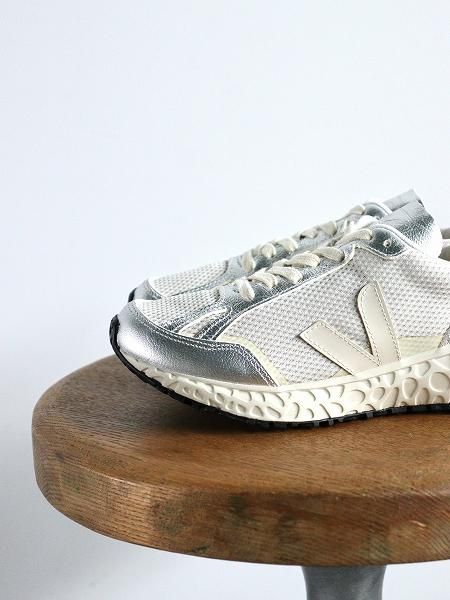 VEJA () CONDOR ROYALE / NATURAL PIERRE SILVER