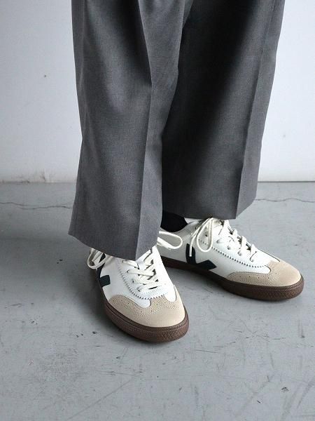 VEJA () VOLLEY / WHITE NAUTICO BARK