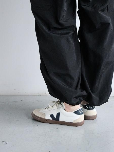 VEJA () VOLLEY / WHITE NAUTICO BARK