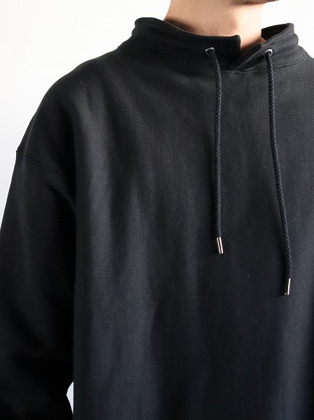 alvana / STAND COLLAR SWEAT - BLACK