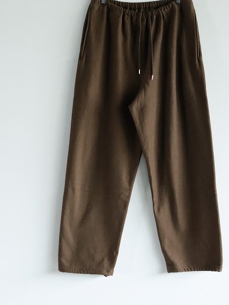 blurhms ROOTSTOCK　Soft&Hard Sweat Pants / KhakiBrown (bROOTS24F24)