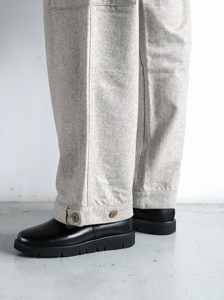 eleven 2ndWool Flannel Cargo Pants / Beige