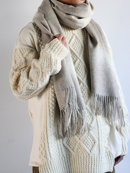 loomer (ルーマー)　Natural Wool Ombre Check Stole