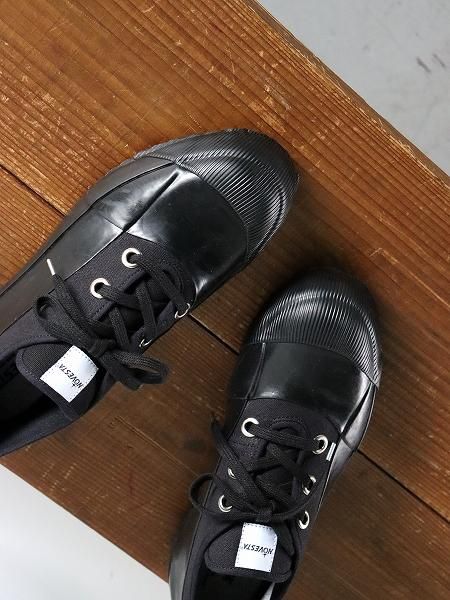 NOVESTA RUBBER SNEAKER LOW / BLACK