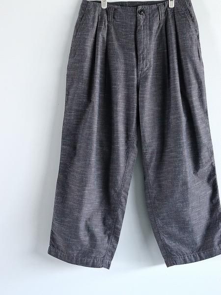 roundaboutRandom Twist 2tuck Pants / Black