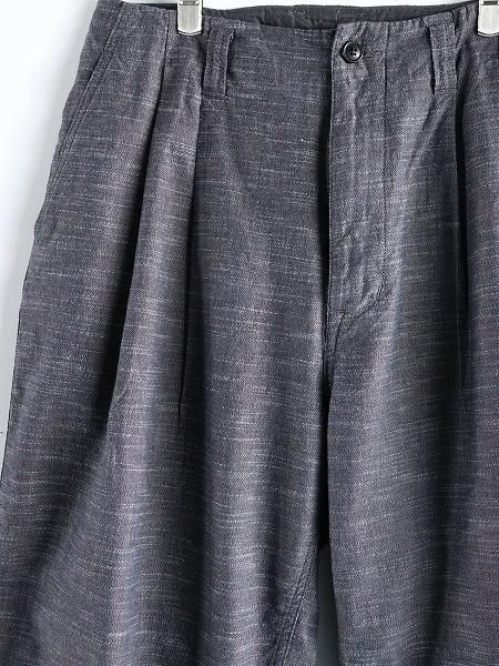 roundaboutRandom Twist 2tuck Pants / Black