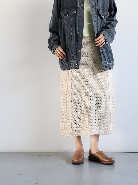 unfil (ե)doble honeycomb mesh skirt / ecru