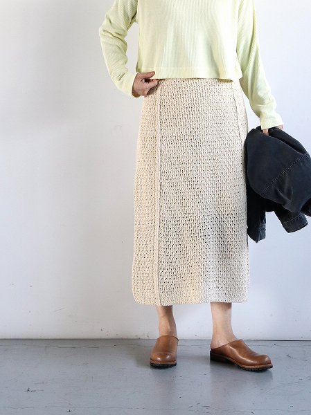 unfil (ե)doble honeycomb mesh skirt / ecru