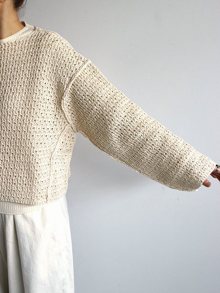 unfil (ե)double honeycomb mesh sweater / ecru