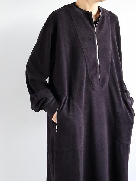 unfilegyptian cotton brushed pile-jersey half zip dress / black berry