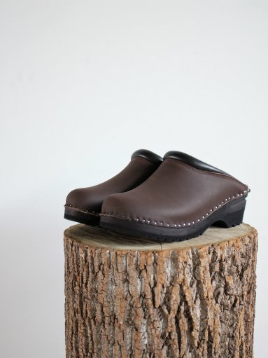 TROENTORP サボ (Plain Toe / Nubuck Brown)