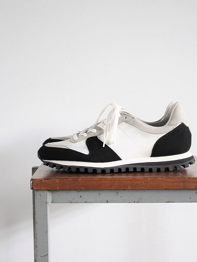 NOVESTA MARATHON VEGAN TRAIL BLACK/WHITE (MENS & LADIES) - ALPOA