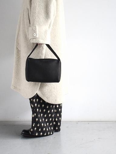 Aeta アエタ ディアレザーワンショルダーバック“ONE SHOULDER