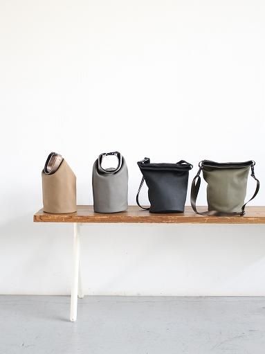 ERA. イーラ BUBBLE CALF ROLLTOP BAG 3L ERA. BUBBLE CALF ROLLTOP BAG 3L (S007) - ALPOA