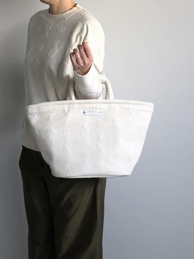 R&D.M.Co- J.Q.E MARCHE BAG SMALL / Ivory