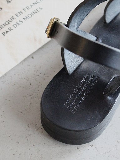 Ateliers Monastiques De La Garde Sandals homme / noir