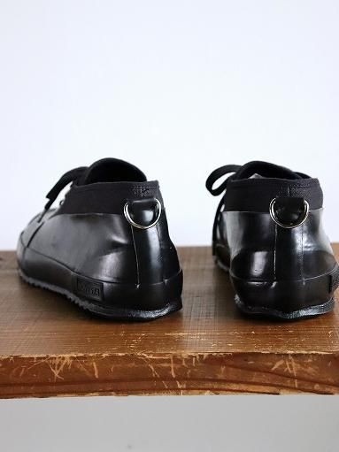 NOVESTA RUBBER SNEAKER LOW / BLACK