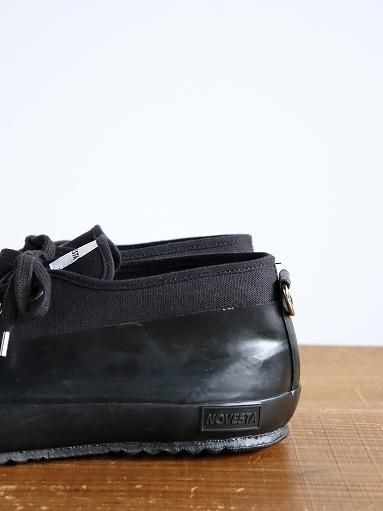 NOVESTA RUBBER SNEAKER LOW / BLACK
