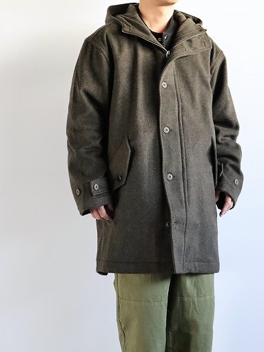 parages (パハージ) Refuge Wool Coat / dark olive melange