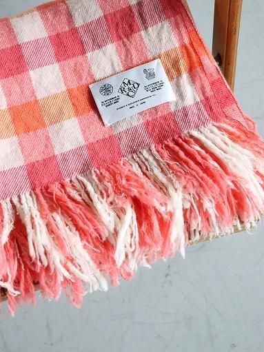 R&D.M.Co- (オールドマンズテーラー) CHECK BLANKET / Pink