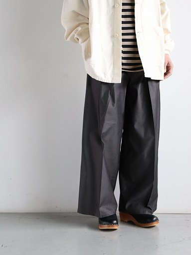 aie　Tucked Wide Pant - Cotton Gabardine / Charcoal (OT725)