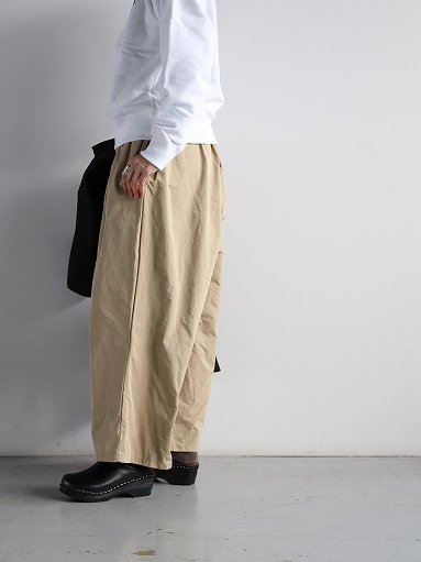 R&D.M.Co- GARMENT DYE LONG GUM PANTS / Beige