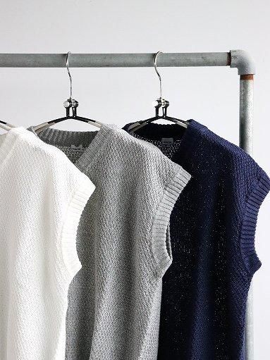 Vest | 岡の oka no